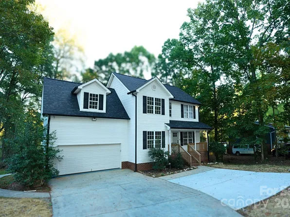 2105 Timber Ridge Rd, Monroe, NC 28112