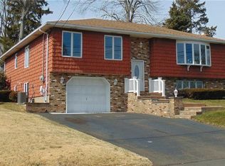 88 Milton Ave, West Haven, CT 06516