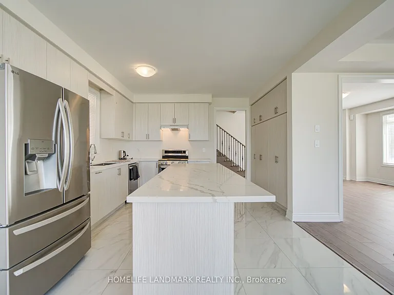 2151 Binbrook Dr — Photo 20