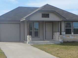 121 Soapstone Dr, Jarrell, TX 76537