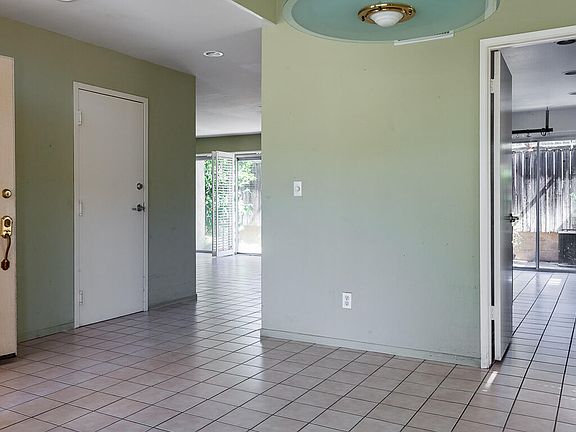 3rd image of 17221 Roscoe Blvd Unit 14