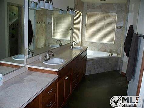 4th image of 1236 County Road 1155