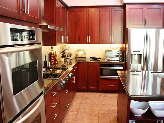 3rd image of 28986 Garnet Canyon Dr