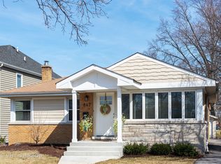 847 S Fairfield Ave, Elmhurst, IL 60126