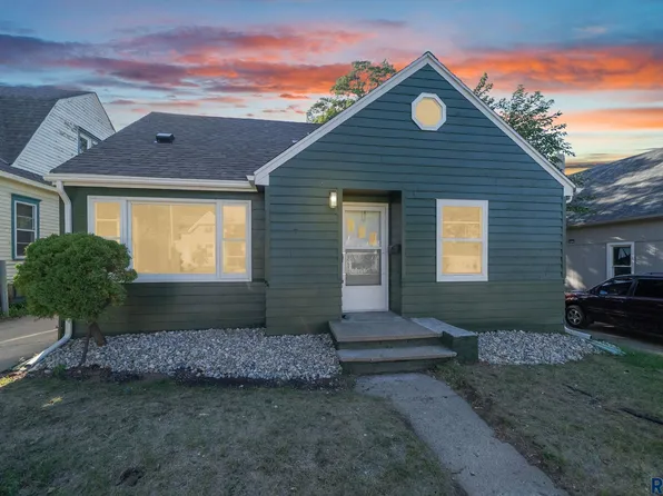 1123 N Minnesota Ave, Sioux Falls, SD 57104