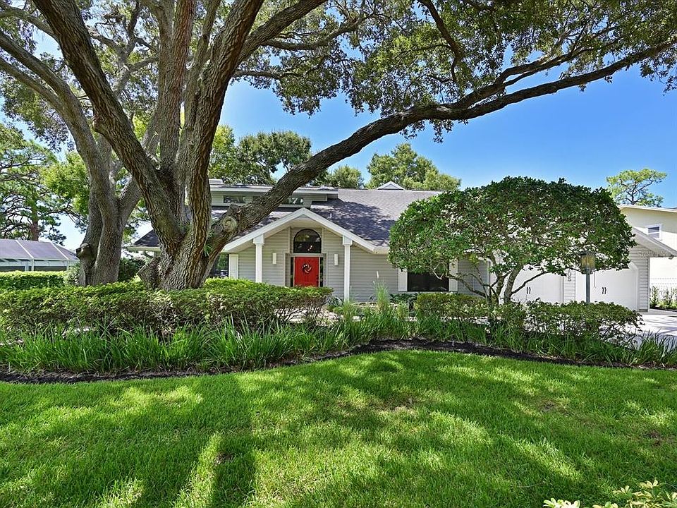 1st image of 3705 Avenida Madera