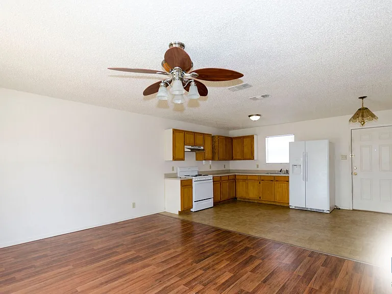 9900 Cottontail Ln — Photo 6
