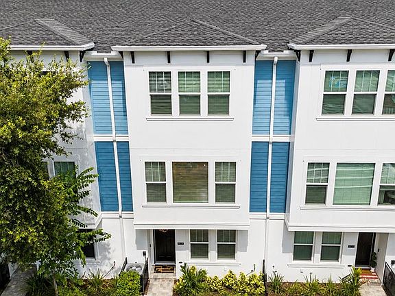 2nd image of 6605 N NEBRASKA AVENUE #28