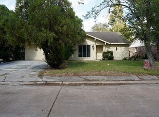 11810 Roos Rd, Houston, TX 77072