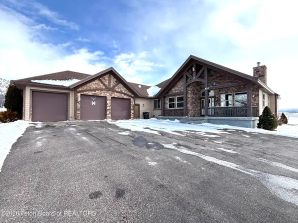 431 Shooting Star Dr, Grover, WY 83122