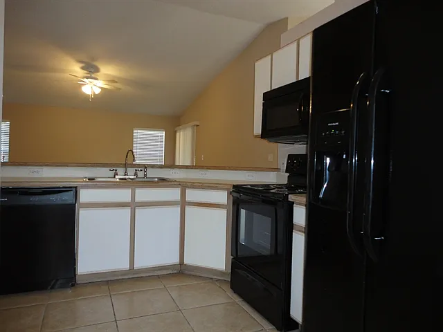 15408 Greater Groves Blvd — Photo 2