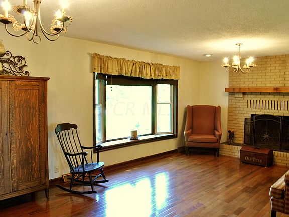 5th image of 61 Indian Wood Dr SE