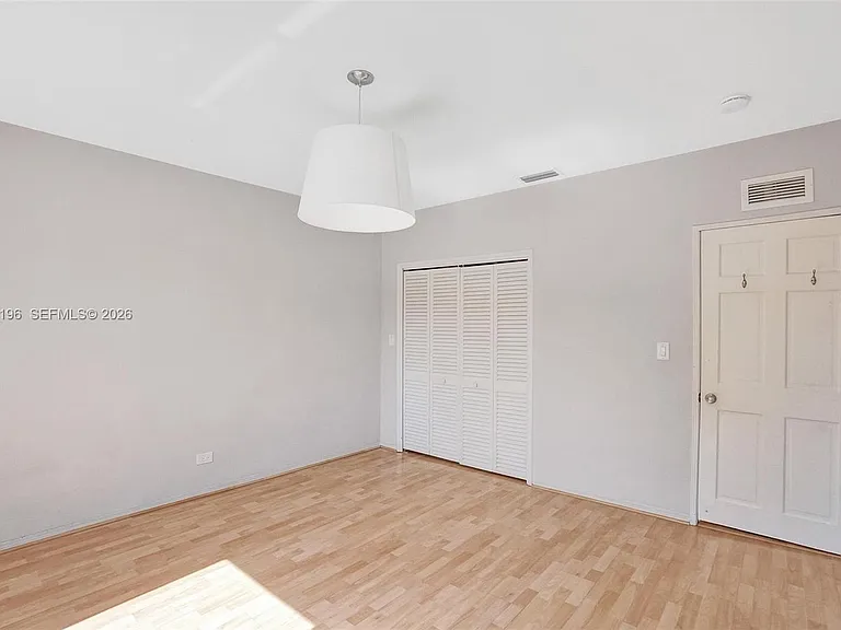 9040 Carlyle Ave — Photo 26