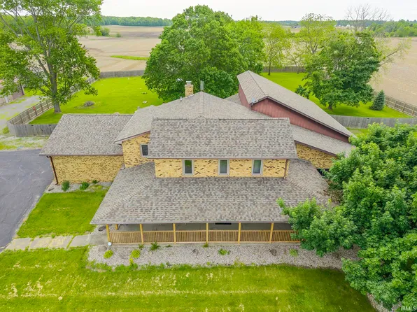 15128 Wesley Chapel Rd, Churubusco, IN 46723