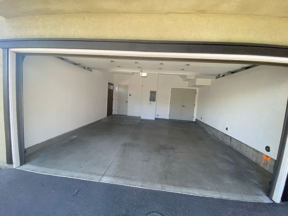 5th image of 4250 Cleveland Ave Unit 1