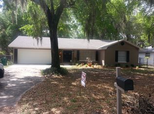 1142 E 11th Ave, Mount Dora, FL 32757