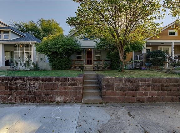 2nd image of 4631 Terrace St