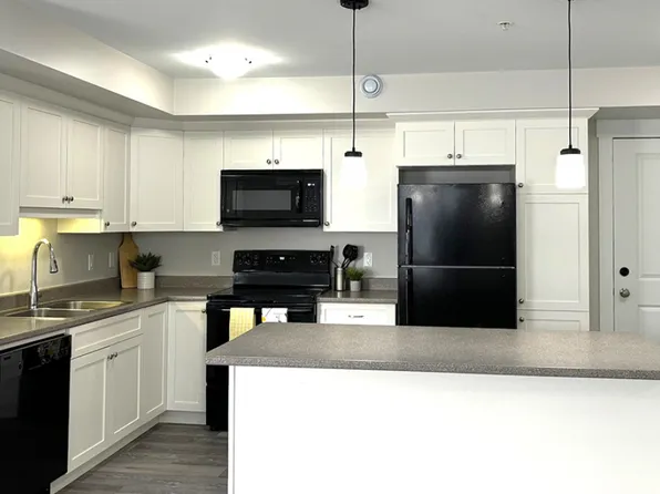 155 Kedgwick Dr, Dieppe, NB E1A 9H1