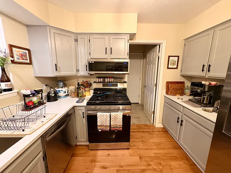 5226 Estes Cir — Photo 9