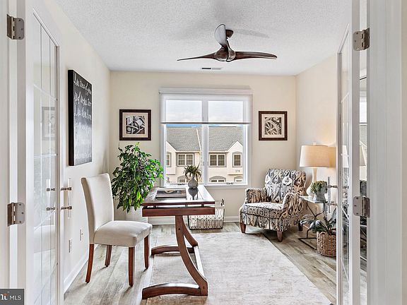 4th image of 241 American Eagle Way Unit 2409