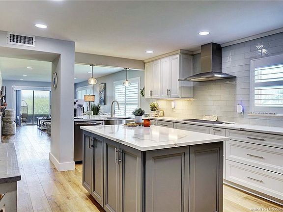 4th image of 10200 S Ocean Dr APT 110