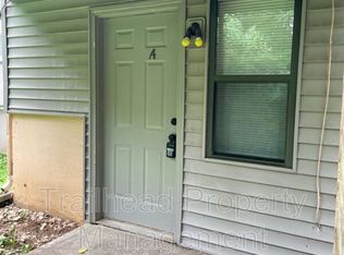 8213 N Everton Ave APT A, Kansas City, MO 64152
