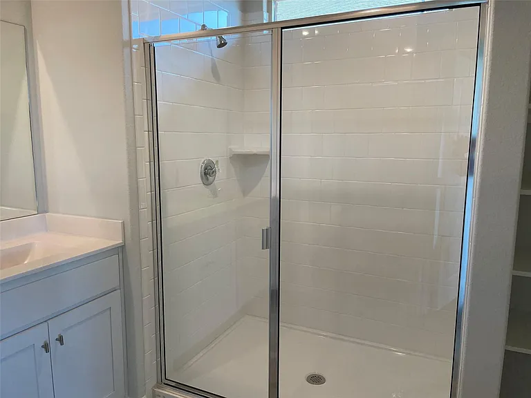 8521 Centerboard Ln — Photo 11