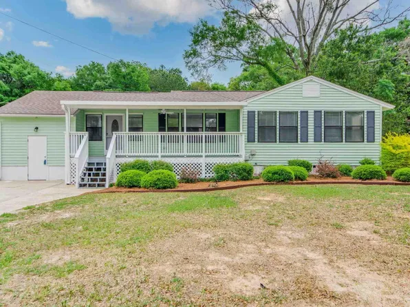 635 Lakewood Rd, Perdido Key, FL 32507