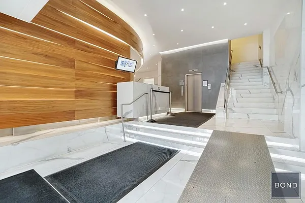 Rented by Bond New York | media 14