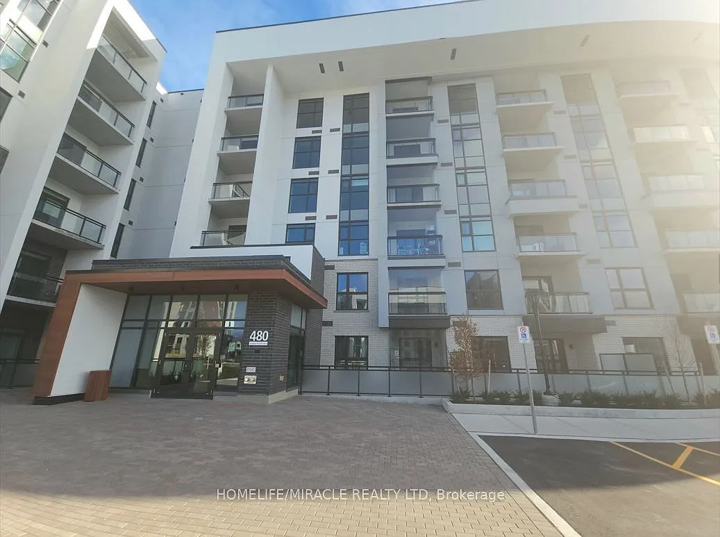 3 bed, $2,950 — Photo 1