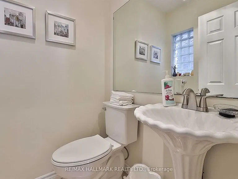100 Courcelette Rd — Photo 11