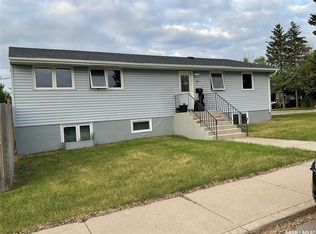 302 Dunlop St, Saskatoon, SK S7N2P7