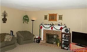 3rd image of 5473 Charrington Ct