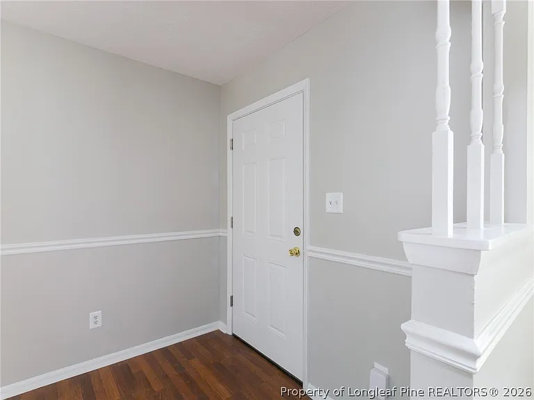 6714 Seaford Dr — Photo 4