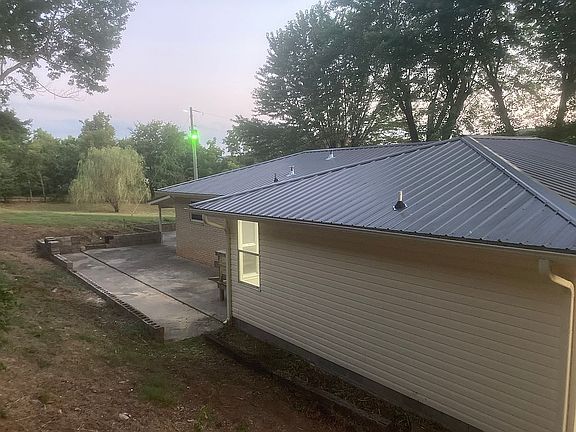 3rd image of 26266 Highway 23