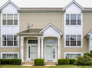 633 Berry Ridge Dr, Joliet, IL 60431