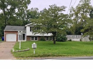 364 Tomlinson Mill Rd, Marlton, NJ 08053