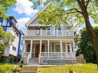 2552 N Palmer St #2554, Milwaukee, WI 53212
