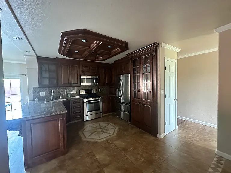36303 Cypress Point Dr — Photo 1