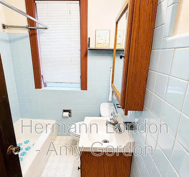 5046 Winona Ave #B — Photo 11