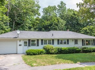 11 Blanchard St, Gardner, MA 01440