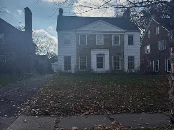 16804 Holbrook Rd, Shaker Heights, OH 44120