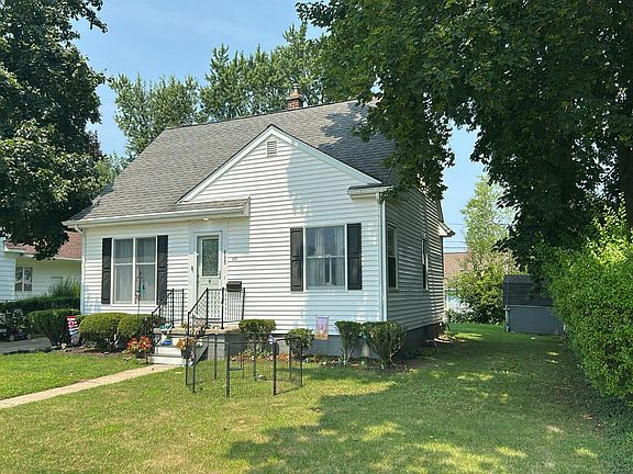 2nd image of 605 Herrick Park Dr