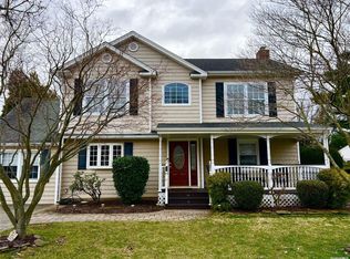3464 Manchester Rd, Wantagh, NY 11793