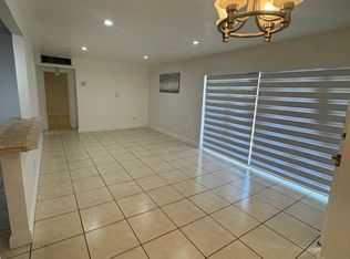 4610 NW 79th Ave APT 2C, Doral, FL 33166