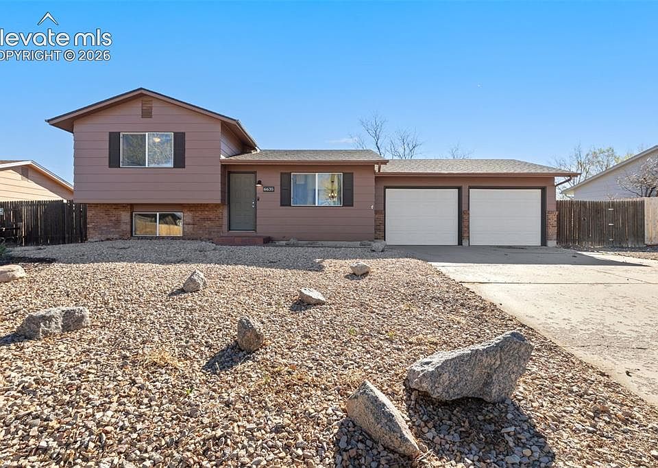 1st image of 6635 Grand Valley Dr