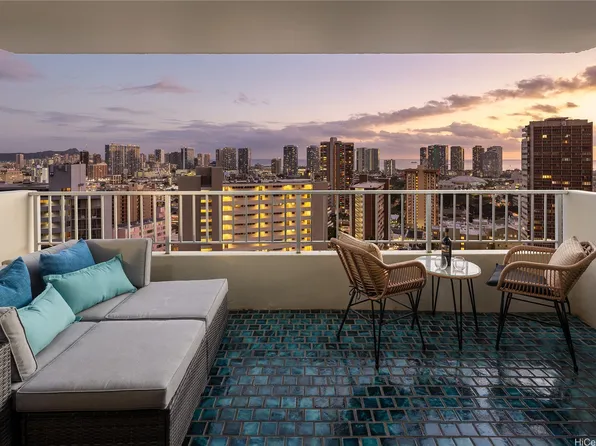 927 Prospect St APT 1103, Honolulu, HI 96822