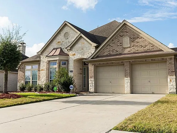 9815 Ryans Park Ln, Houston, TX 77089