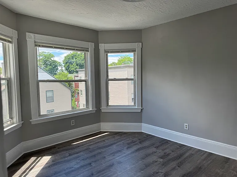 7 Woodward Park St #3 — Photo 3