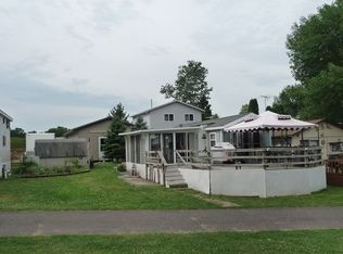 822 138th St #33 & 31, Amery, WI 54001